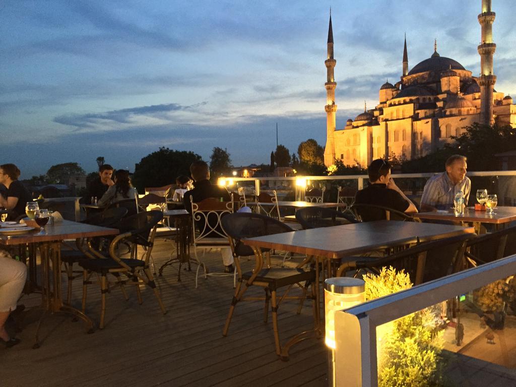 Nobel Hostel Istanbul Eksteriør bilde
